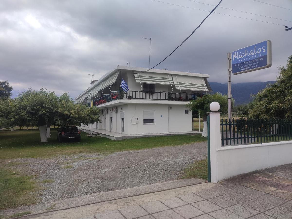 Michalos Apartments Paralía Skotínis Eksteriør billede