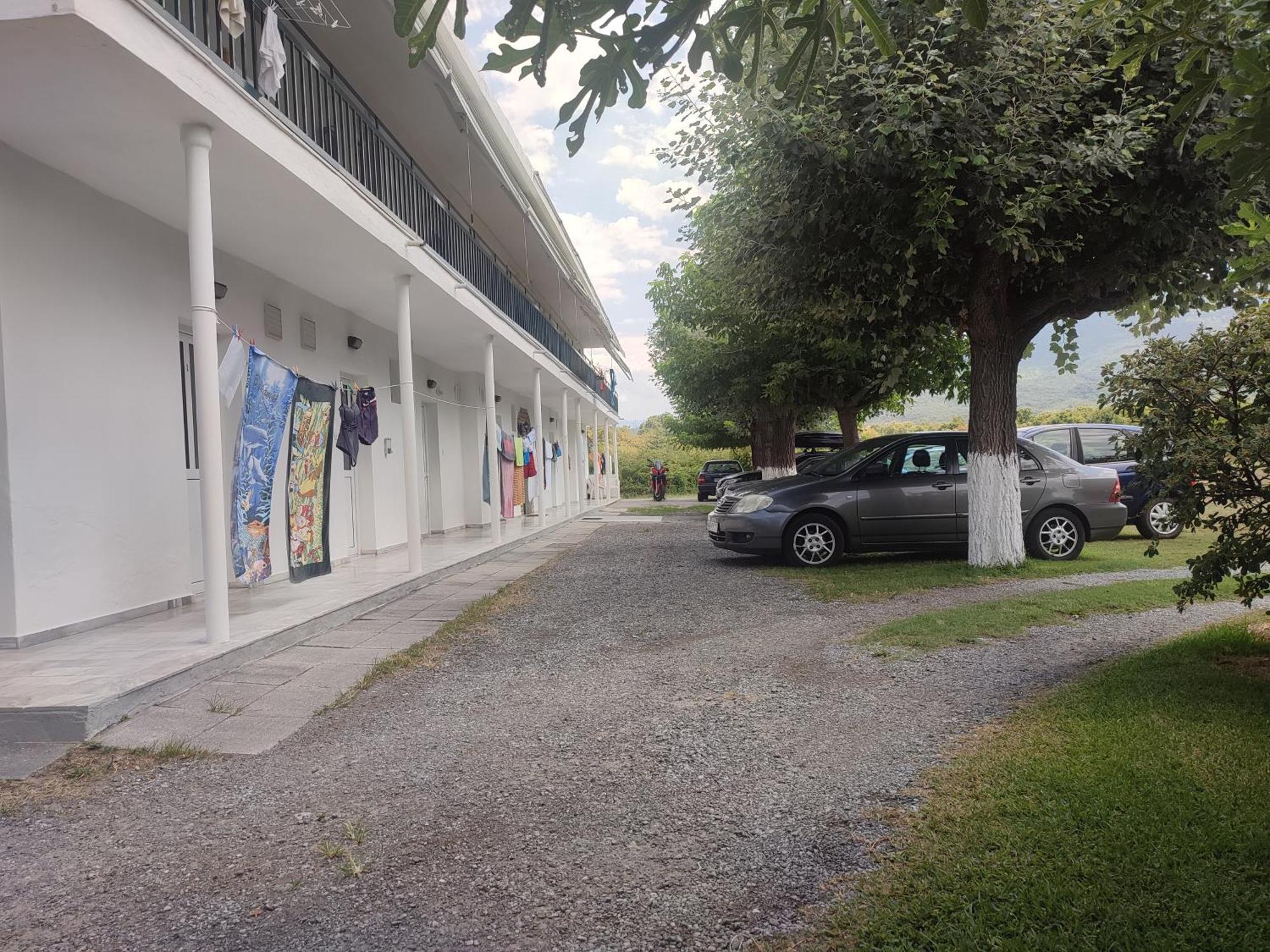 Michalos Apartments Paralía Skotínis Eksteriør billede