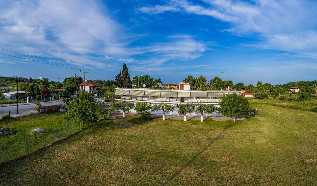 Michalos Apartments Paralía Skotínis Eksteriør billede